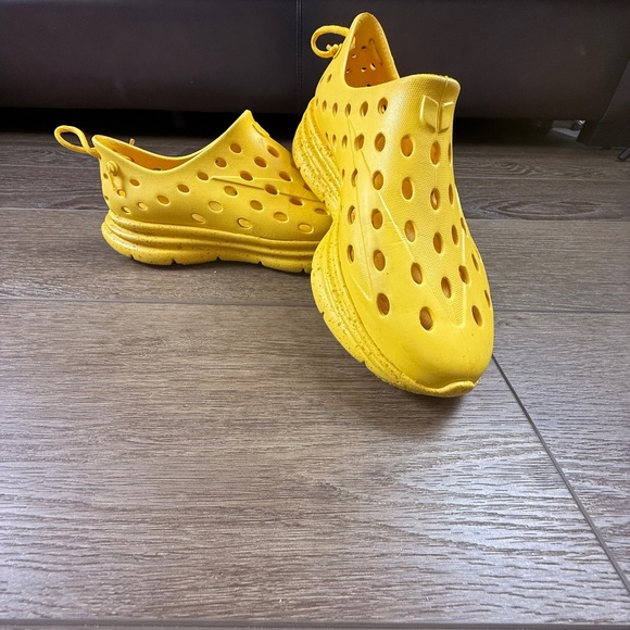 Kane Shoes - Kane Revive Active Recovery Shoe Yellow Women's Size 8 Perforated Washable